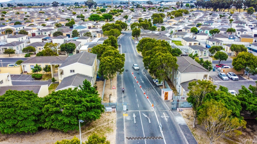 4 Bedroom Property for Sale in Sunset Glen Western Cape